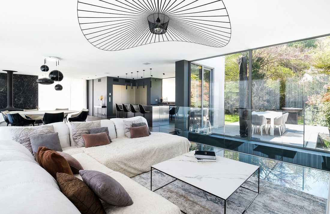 Interior design of a contemporary villa
in Paris